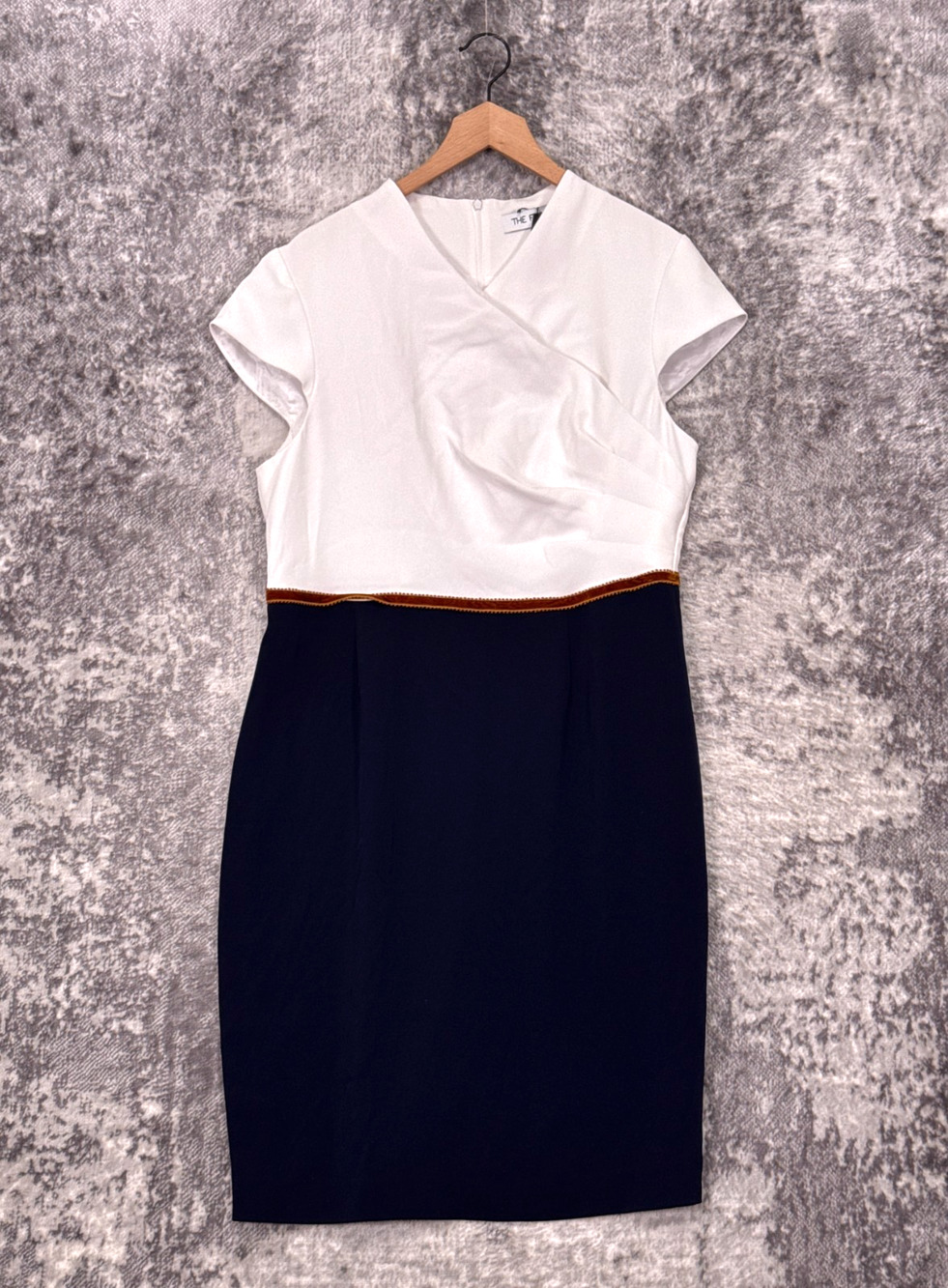New The Fold London Dress 16 Womens Ivory & Navy Blue Cap Sleeve Sheath